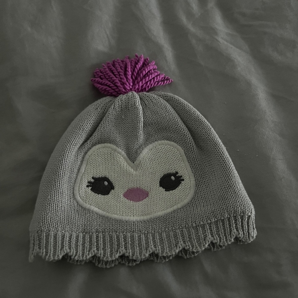 Cute penguine beanie gray